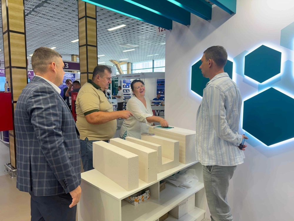 ЦЕМРОС БЛОК: новый стандарт качества газобетона на крупнейшей строительной выставке Крыма